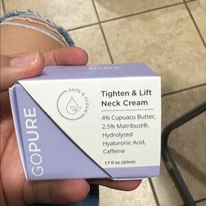 Go Pure Tighten & Lift Neck Cream